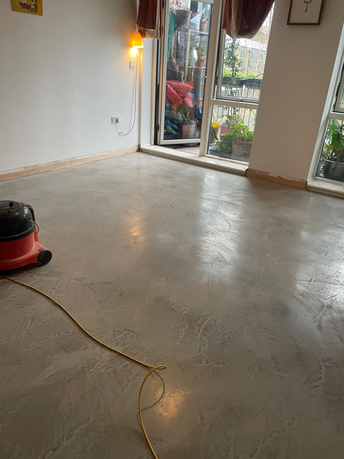 Polish concrete floor London