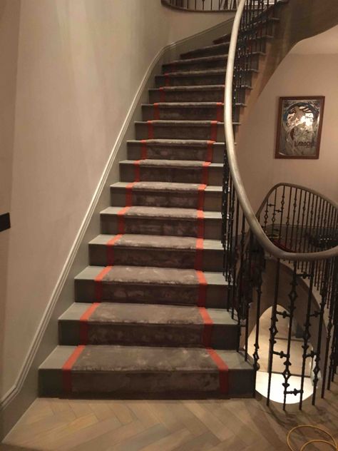 Beautiful fitted hollywood nylon stair runner with orange border